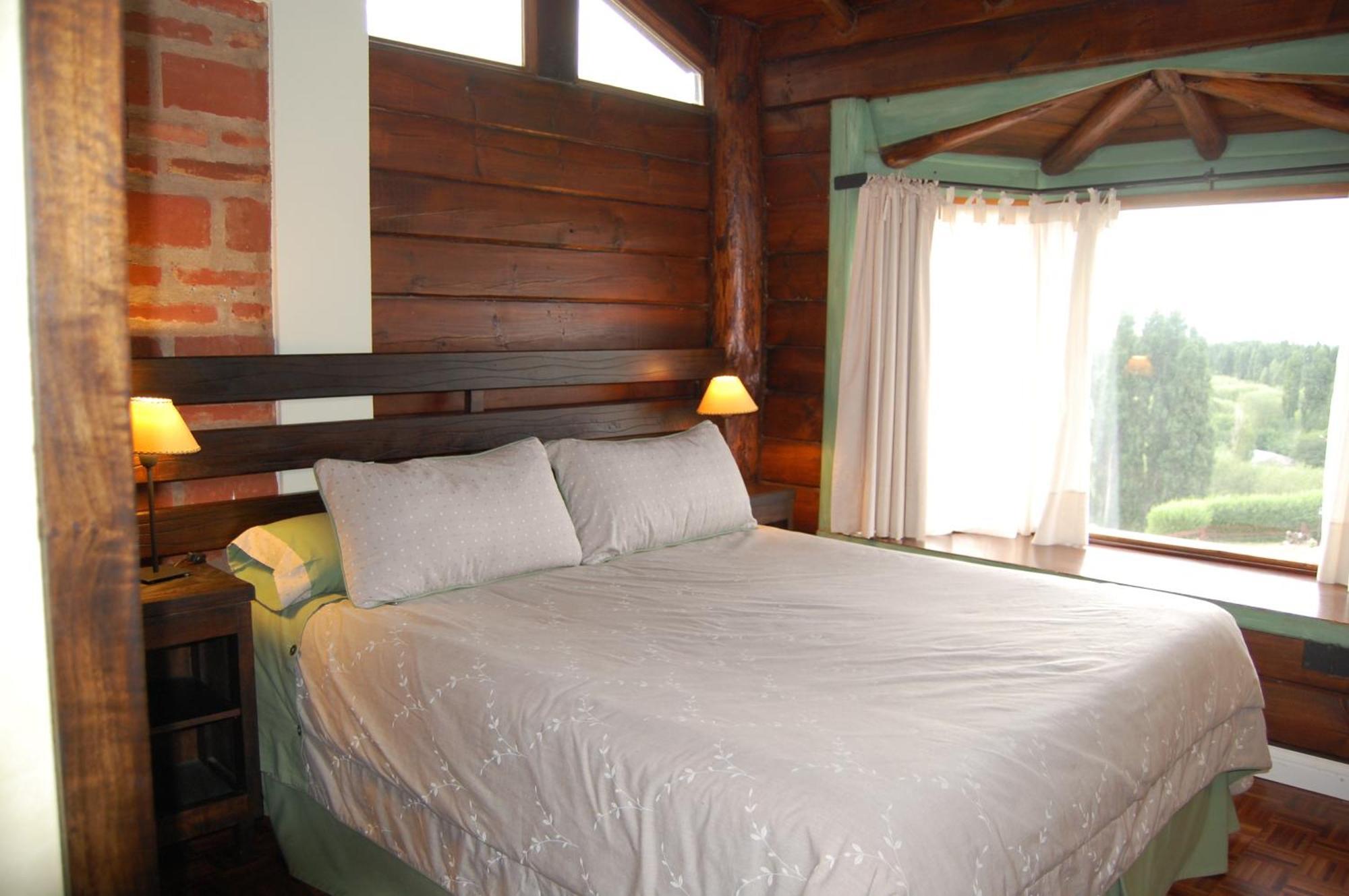 Hosteria Los Canelos Ел Калафате Екстериор снимка