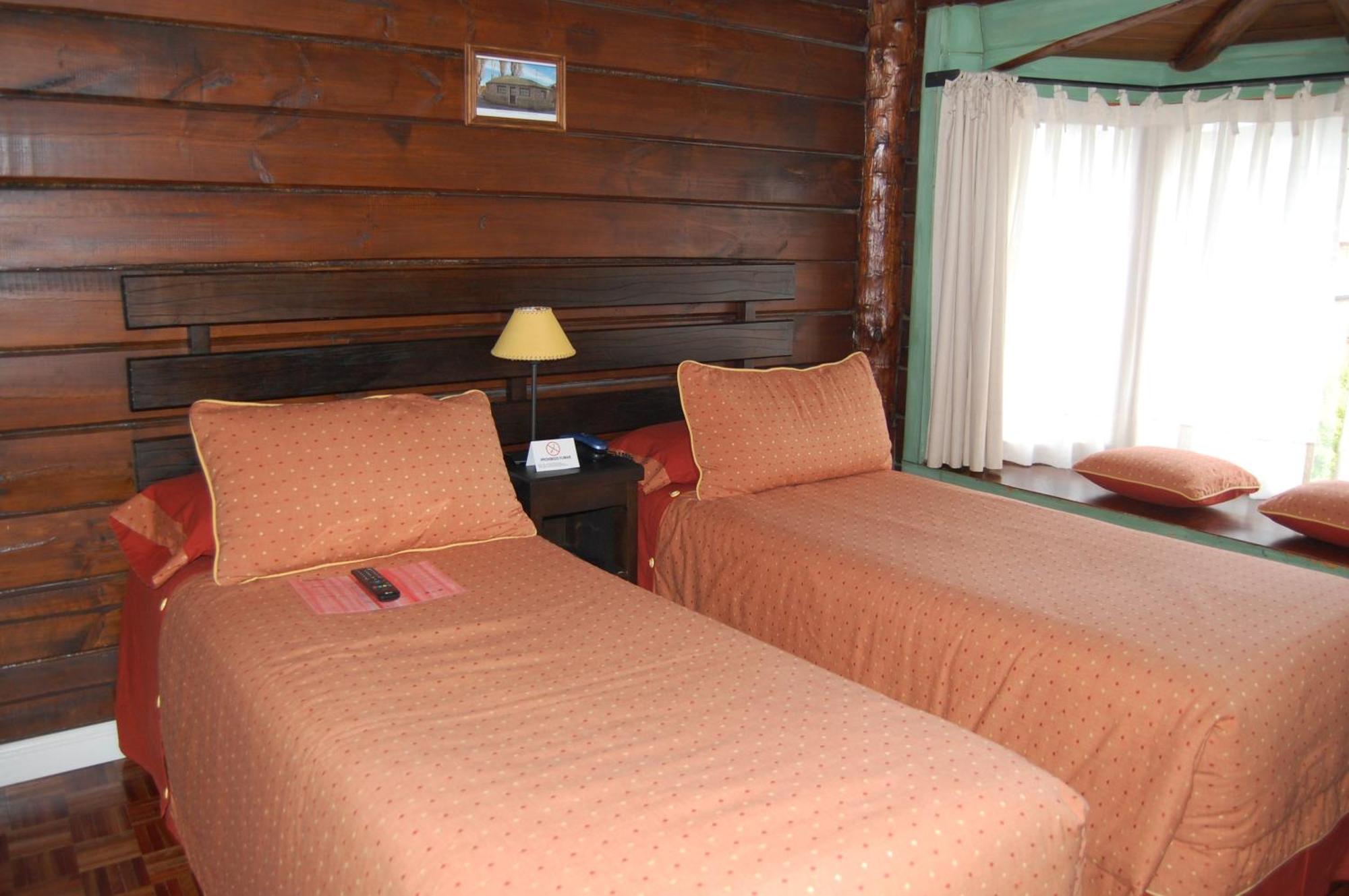Hosteria Los Canelos Ел Калафате Екстериор снимка