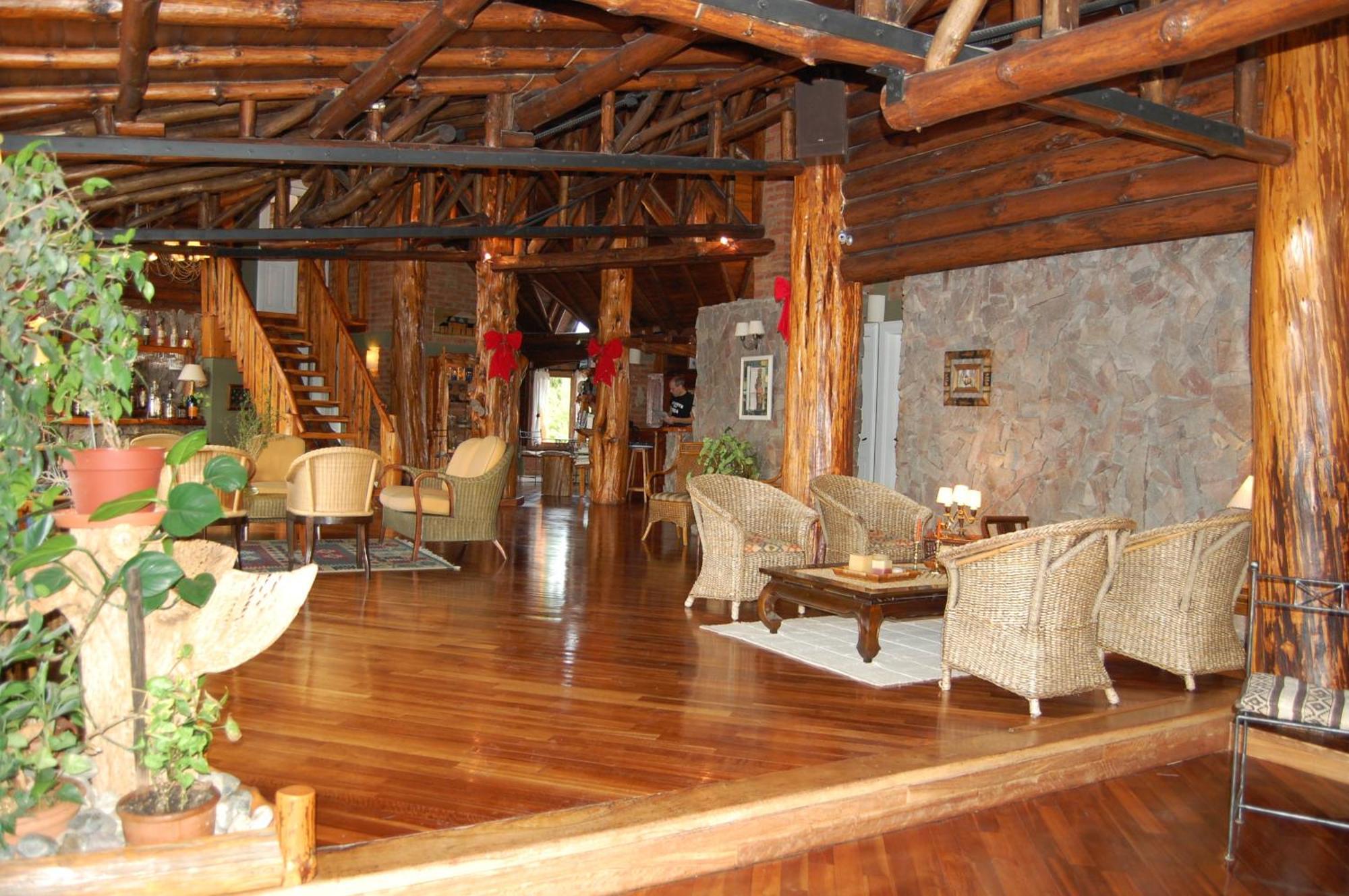 Hosteria Los Canelos Ел Калафате Екстериор снимка