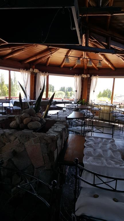Hosteria Los Canelos Ел Калафате Екстериор снимка