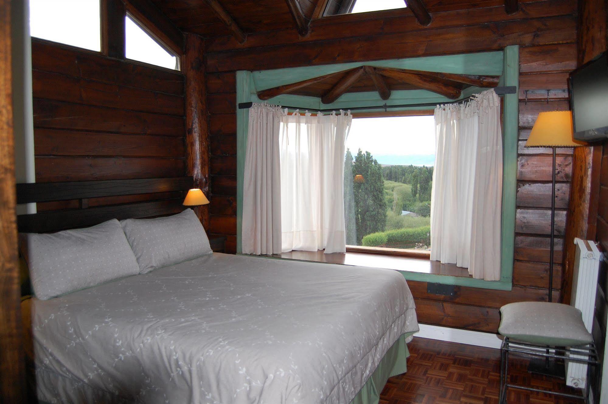 Hosteria Los Canelos Ел Калафате Екстериор снимка