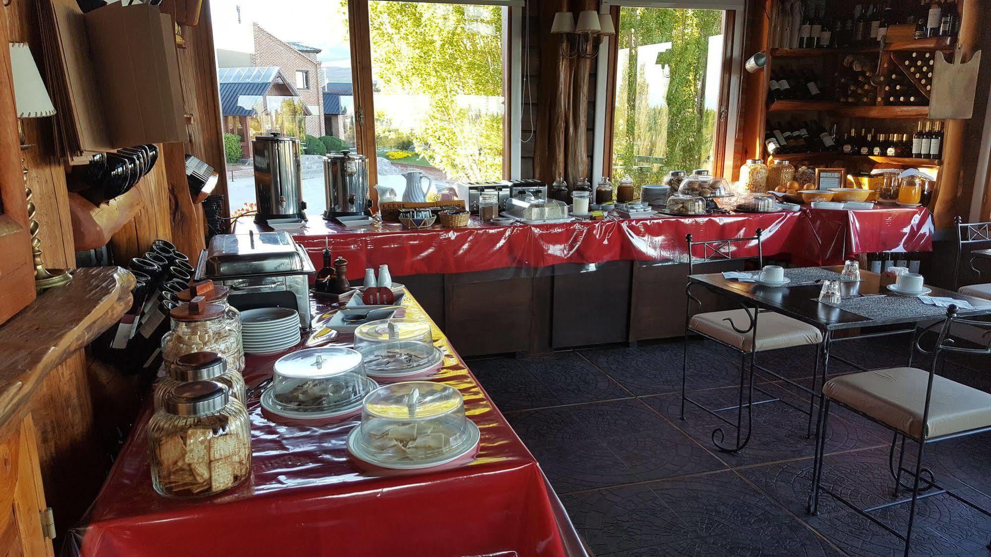 Hosteria Los Canelos Ел Калафате Екстериор снимка